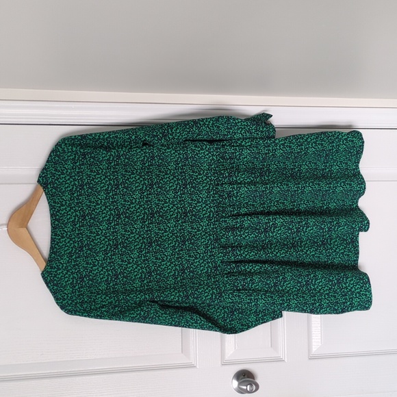 Oversized dress from Womance Atelier - Picture 3 of 6